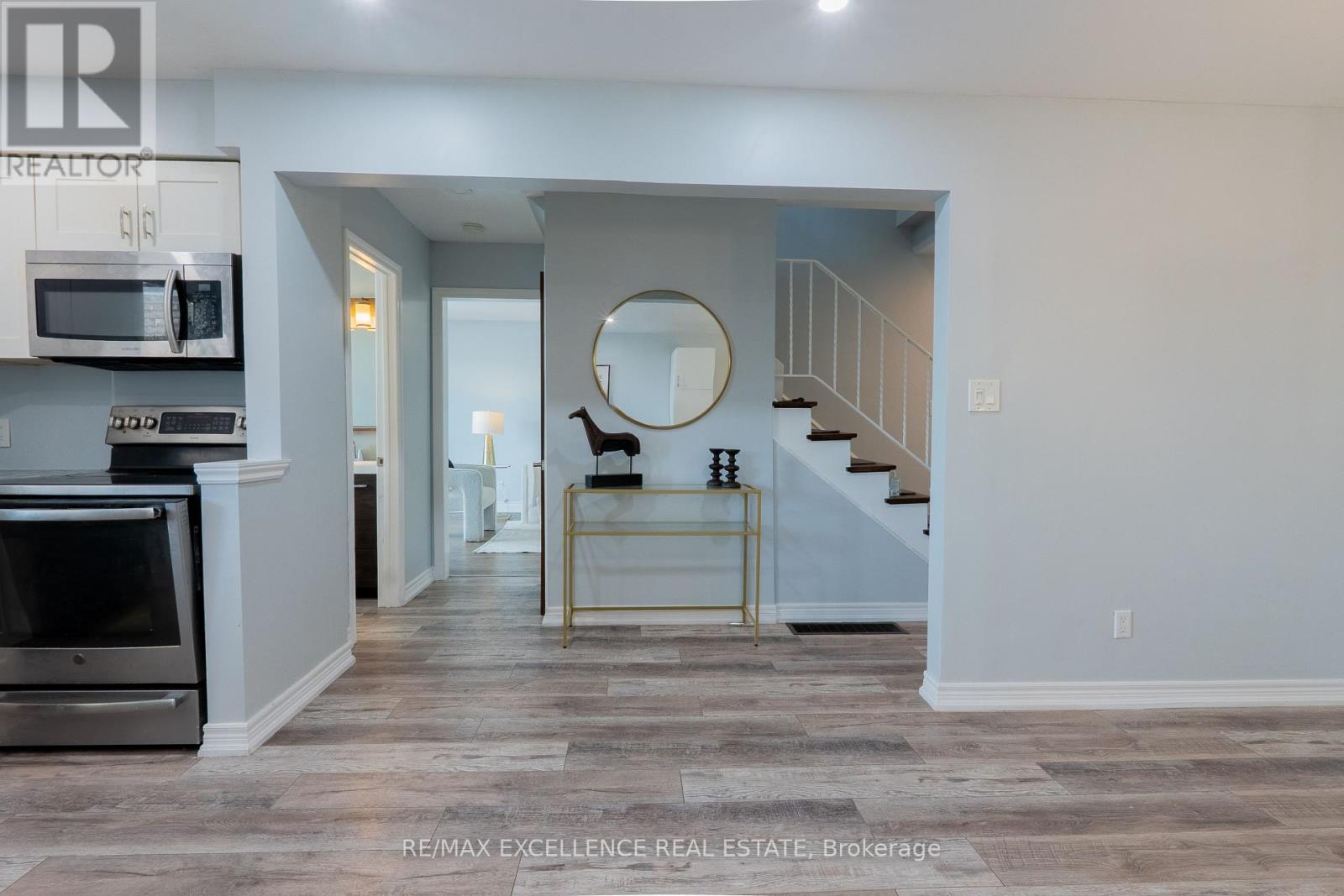 27 WADSWORTH DRIVE - 10