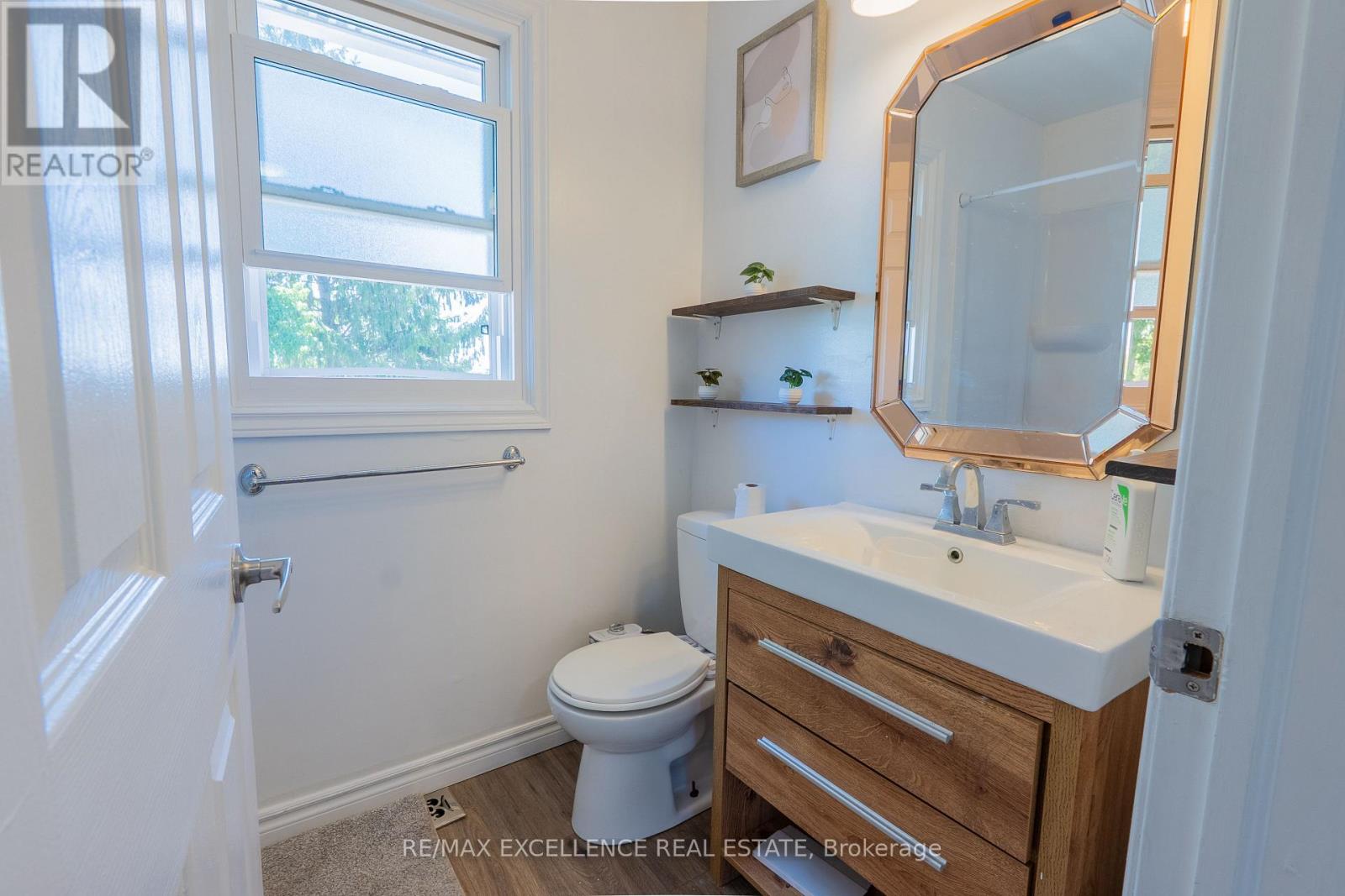 27 WADSWORTH DRIVE - 14