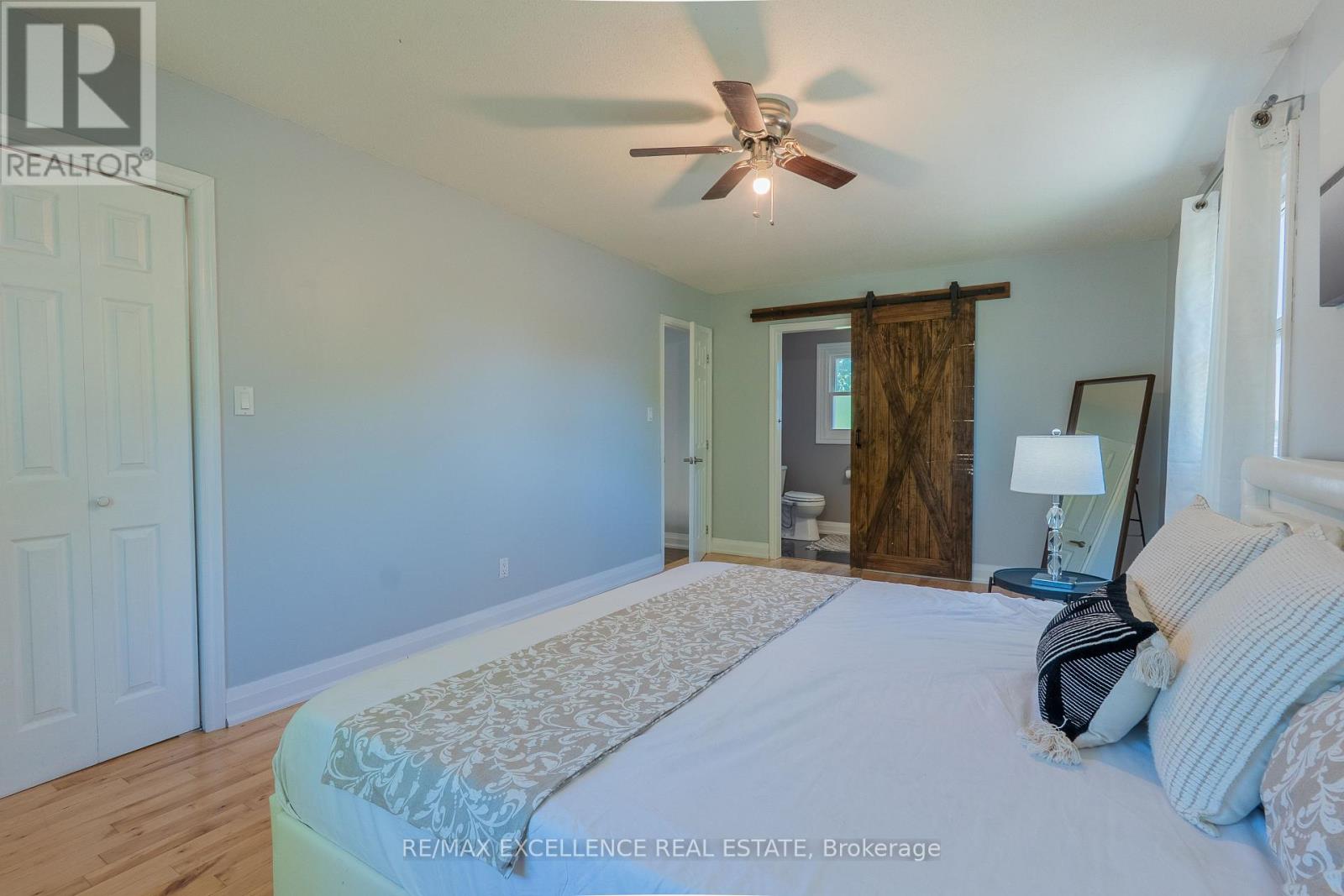27 WADSWORTH DRIVE - 20