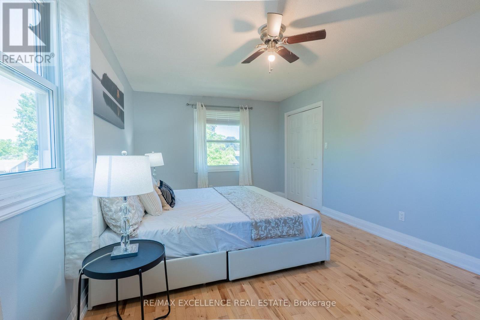 27 WADSWORTH DRIVE - 21