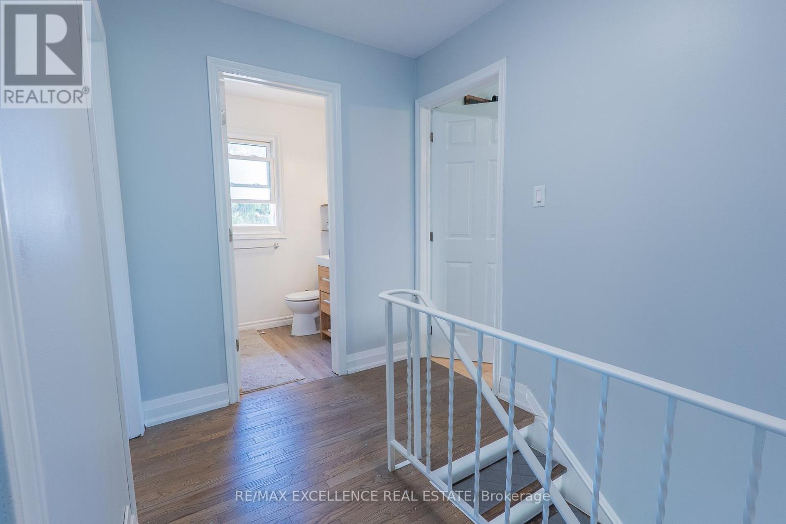 27 WADSWORTH DRIVE - 28