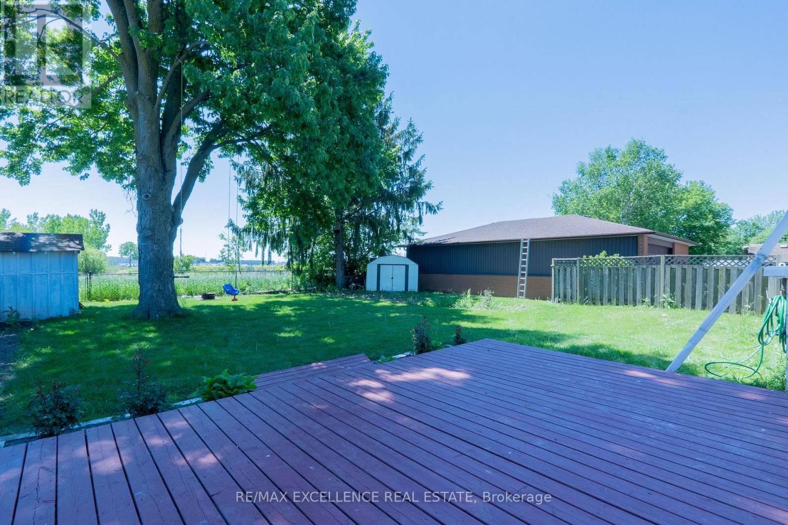 27 WADSWORTH DRIVE - 30