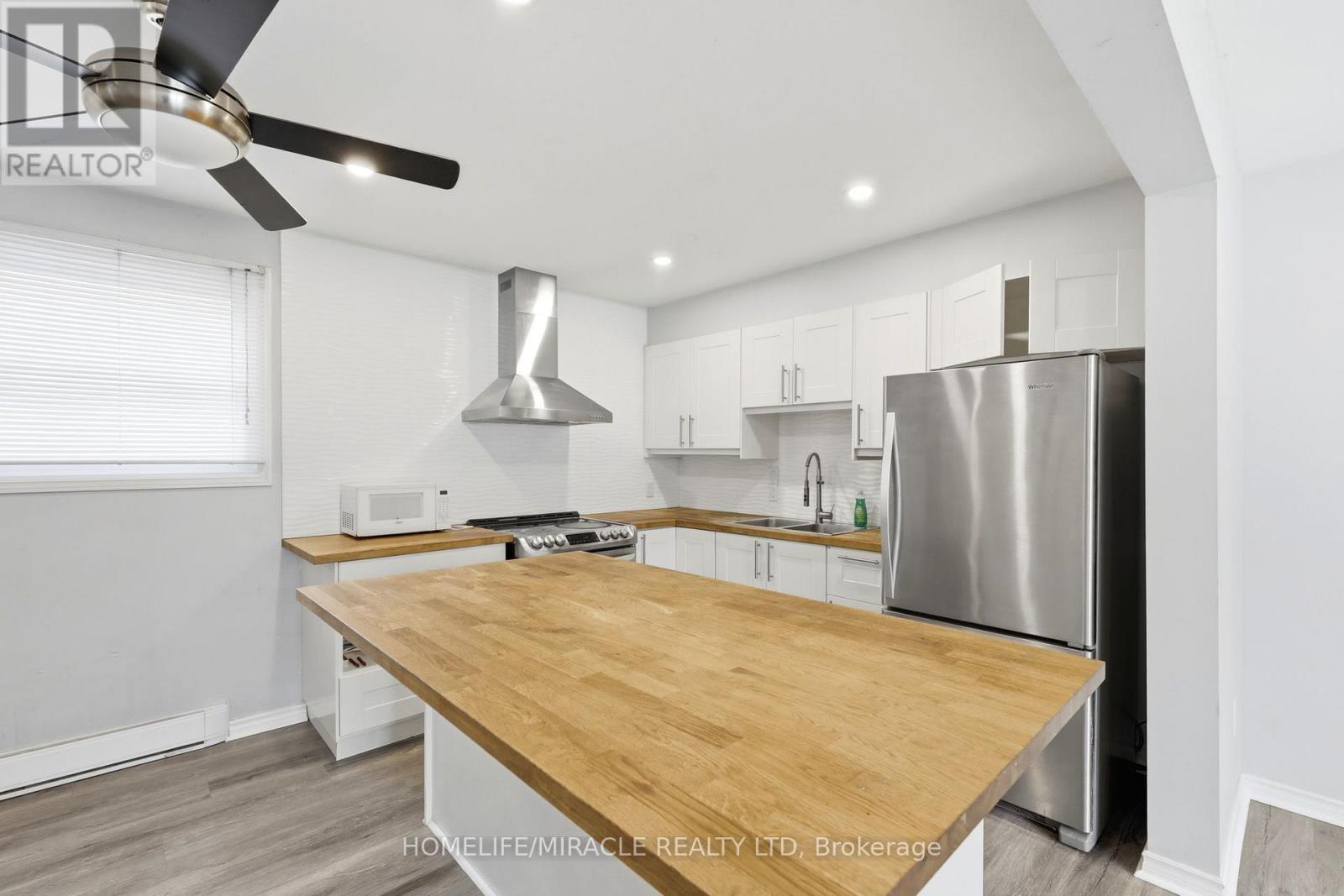 860 TRAFALGAR STREET - 10