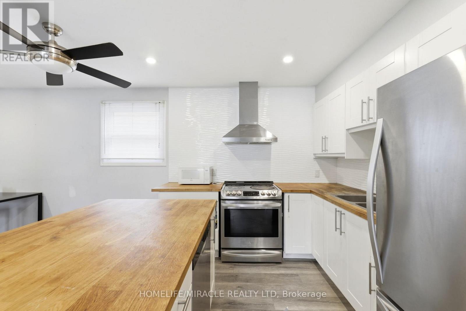 860 TRAFALGAR STREET - 13