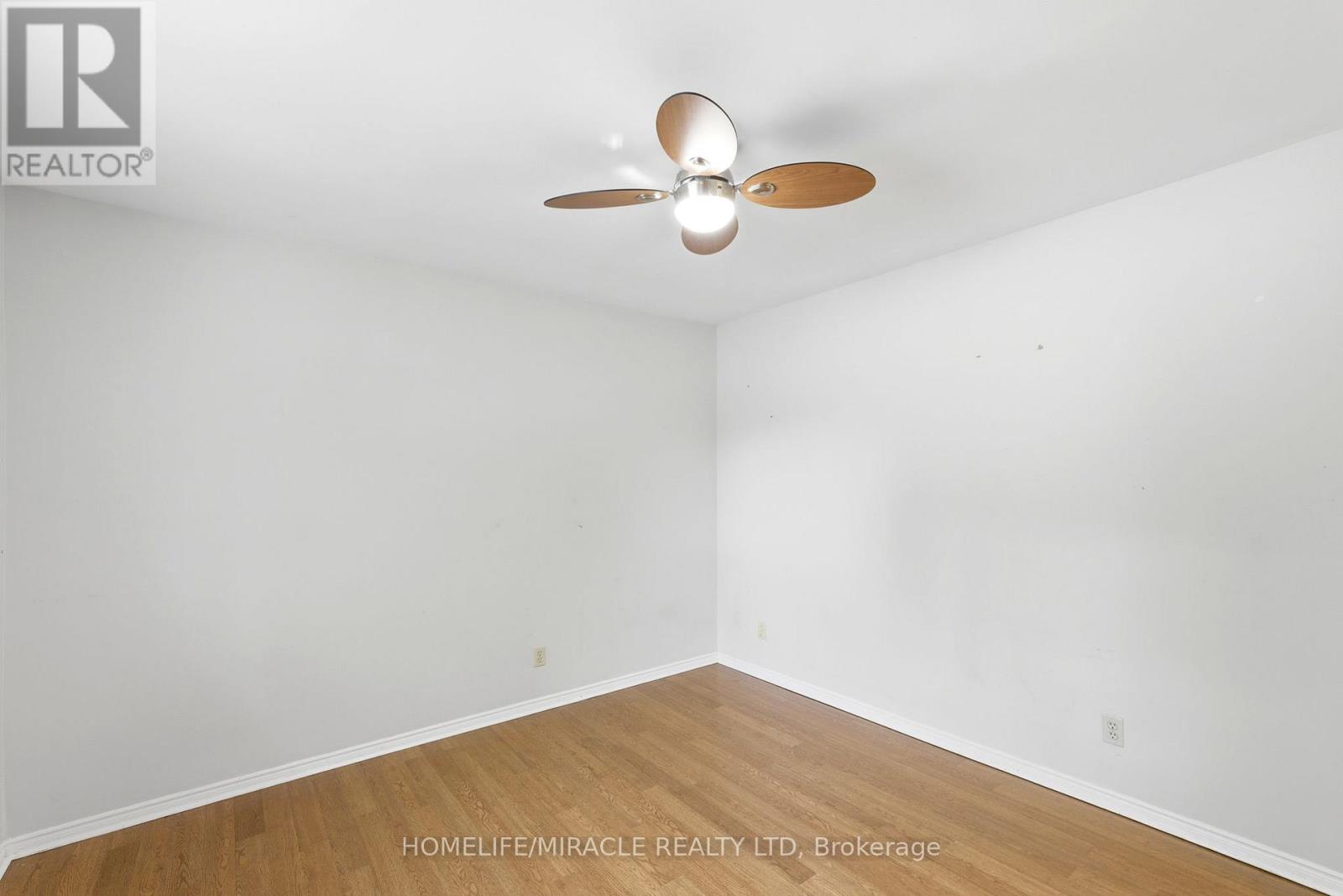 860 TRAFALGAR STREET - 25