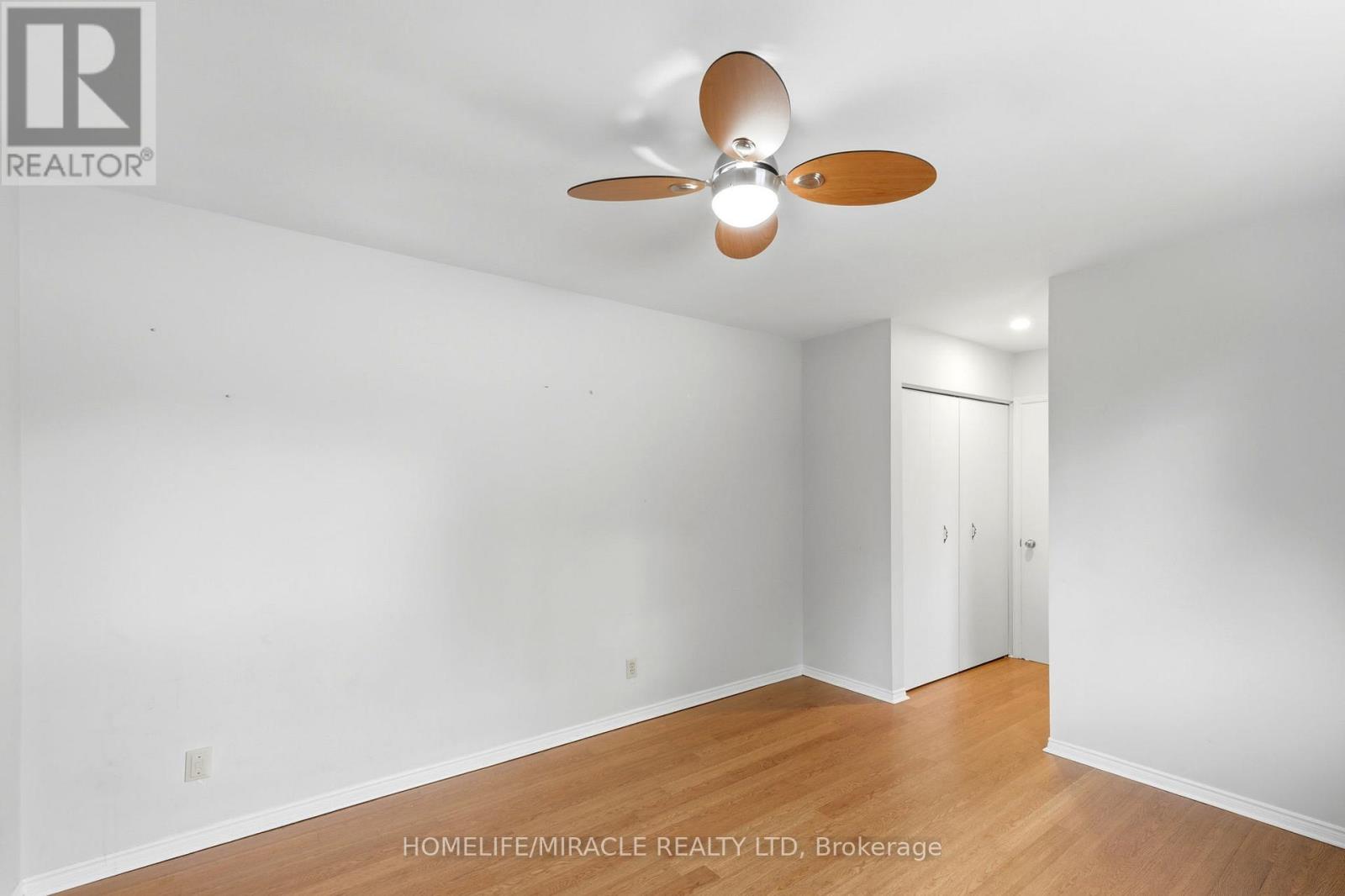 860 TRAFALGAR STREET - 24