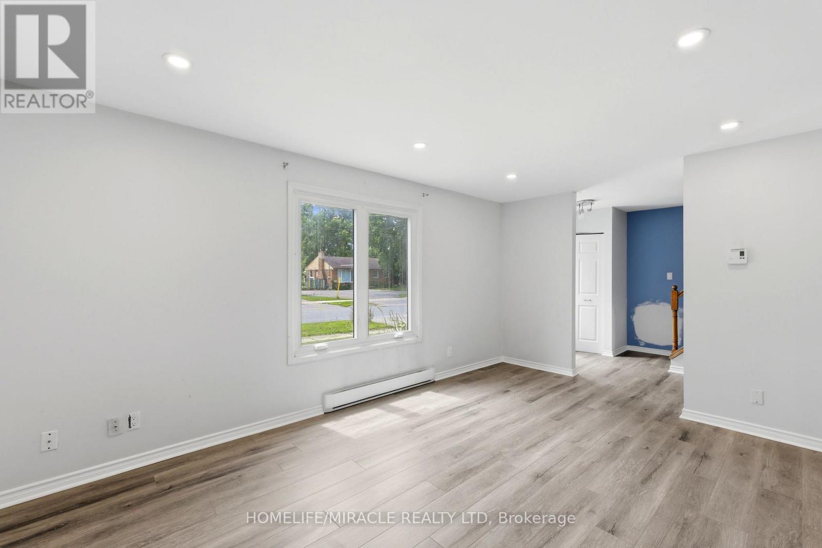 860 TRAFALGAR STREET - 6