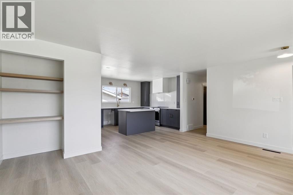816 Avonlea Place SE - 8
