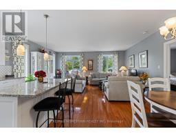 Living room - 8 Billings Avenue W, South Dundas, ON K0E1K0 Photo 6