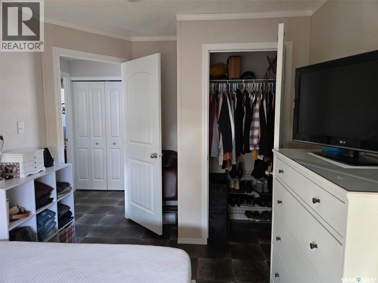 29 Sunrise ESTATES - 27