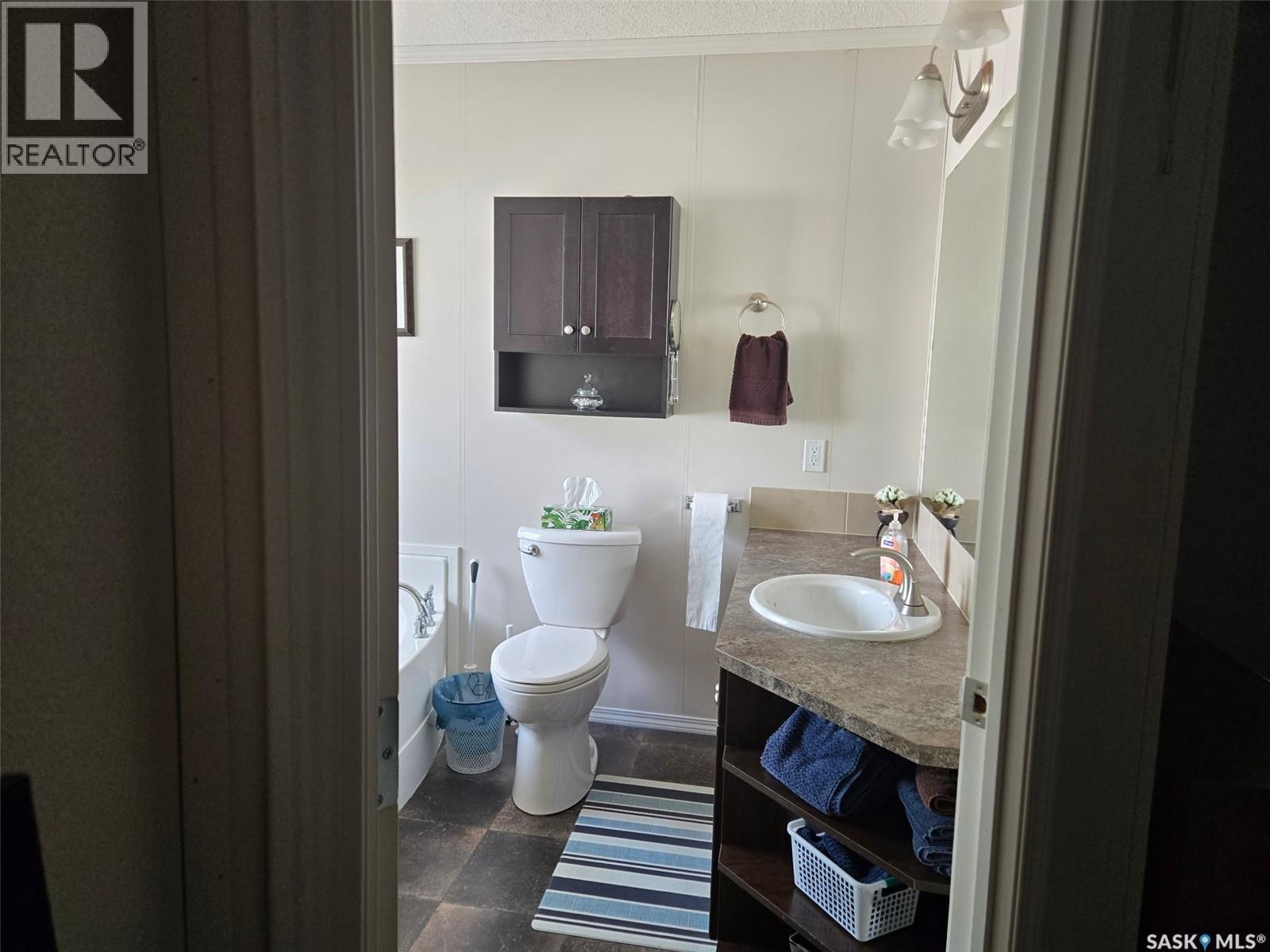 29 Sunrise ESTATES - 24