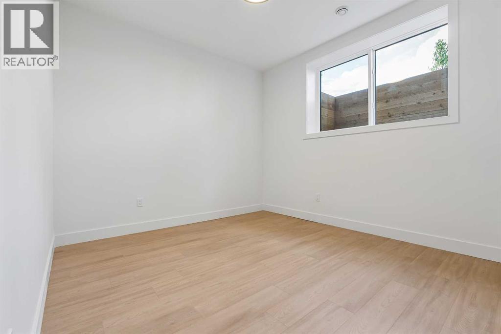 1025 32 Avenue NW — photo 45