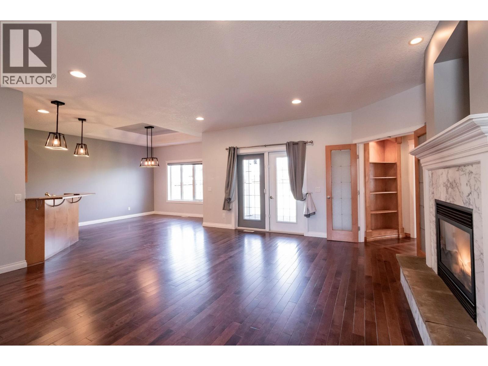 11007 88A STREET - 13