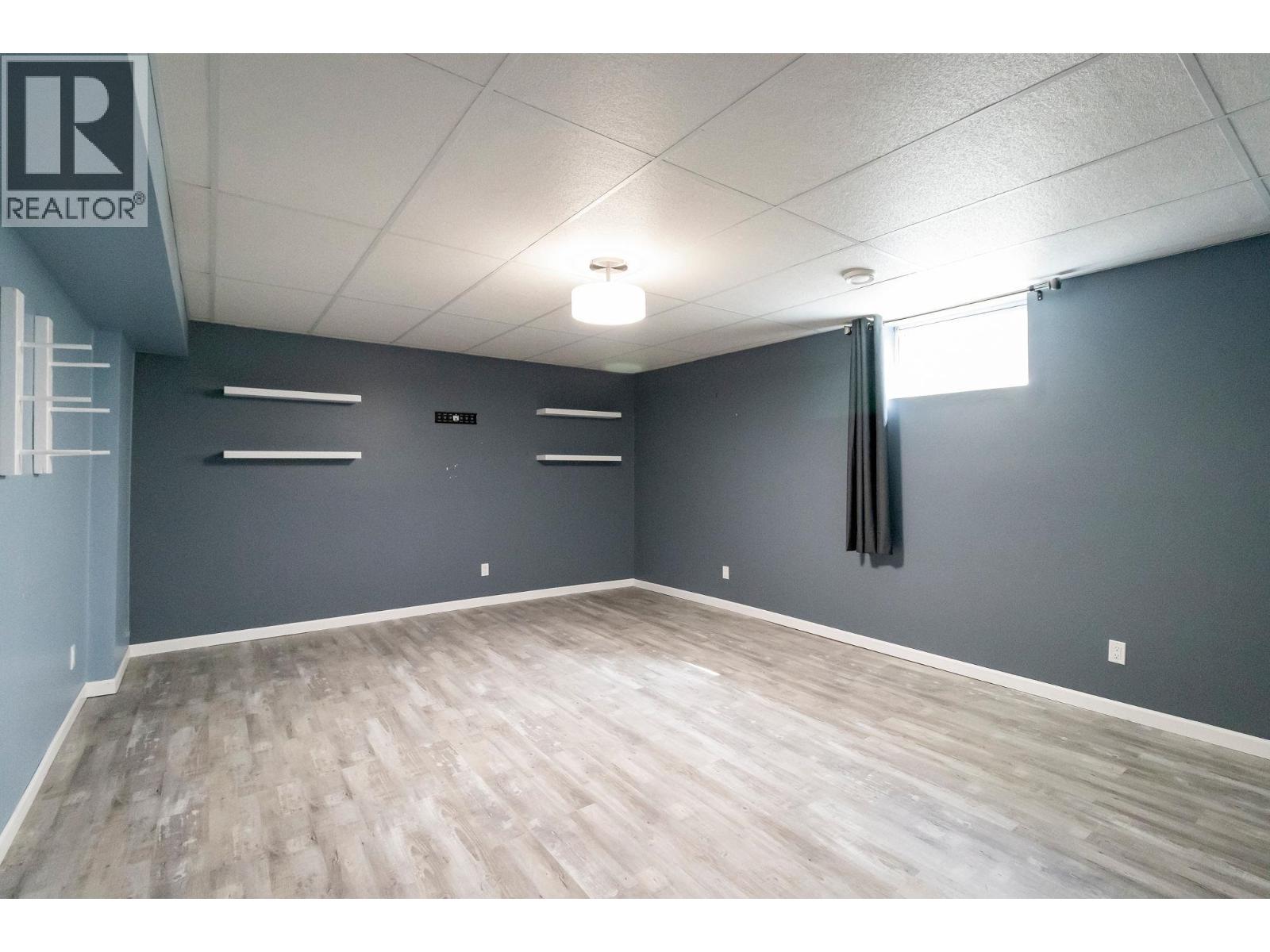 11007 88A STREET - 35