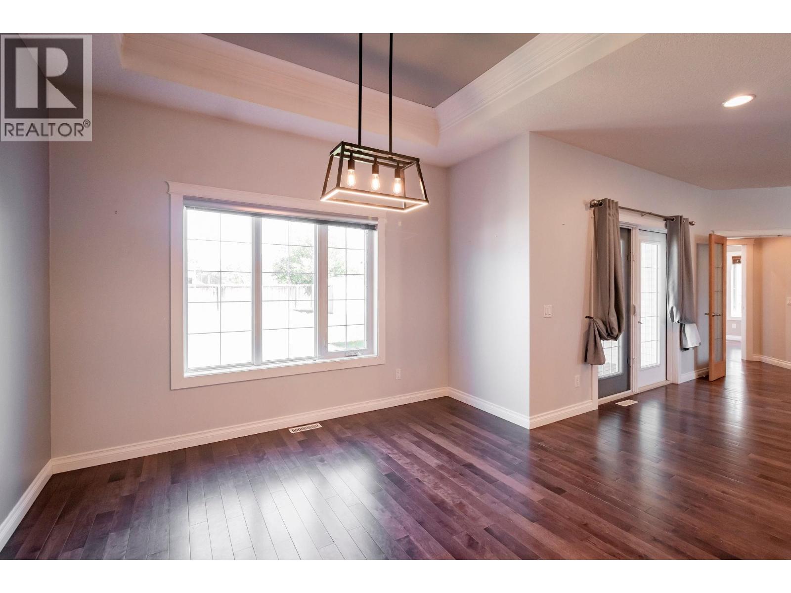 11007 88A STREET - 18