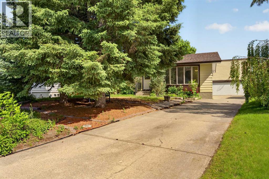 135 Huntcroft Way NE - photo 3