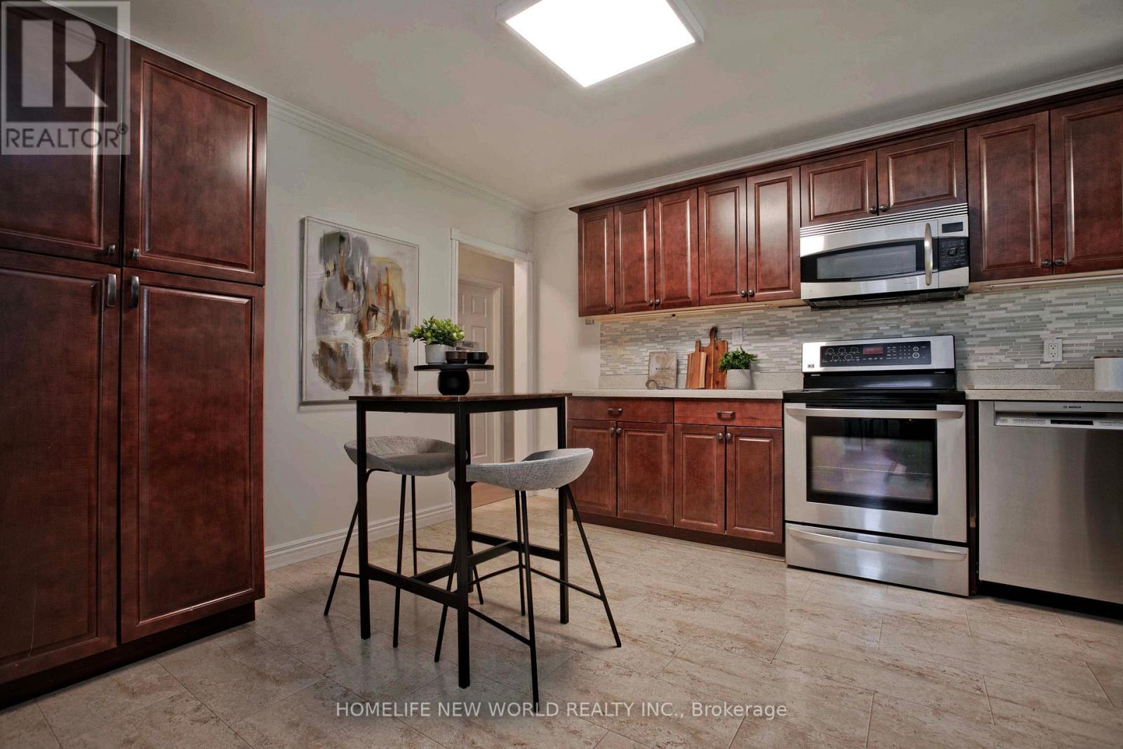727 BALATON AVENUE - 12