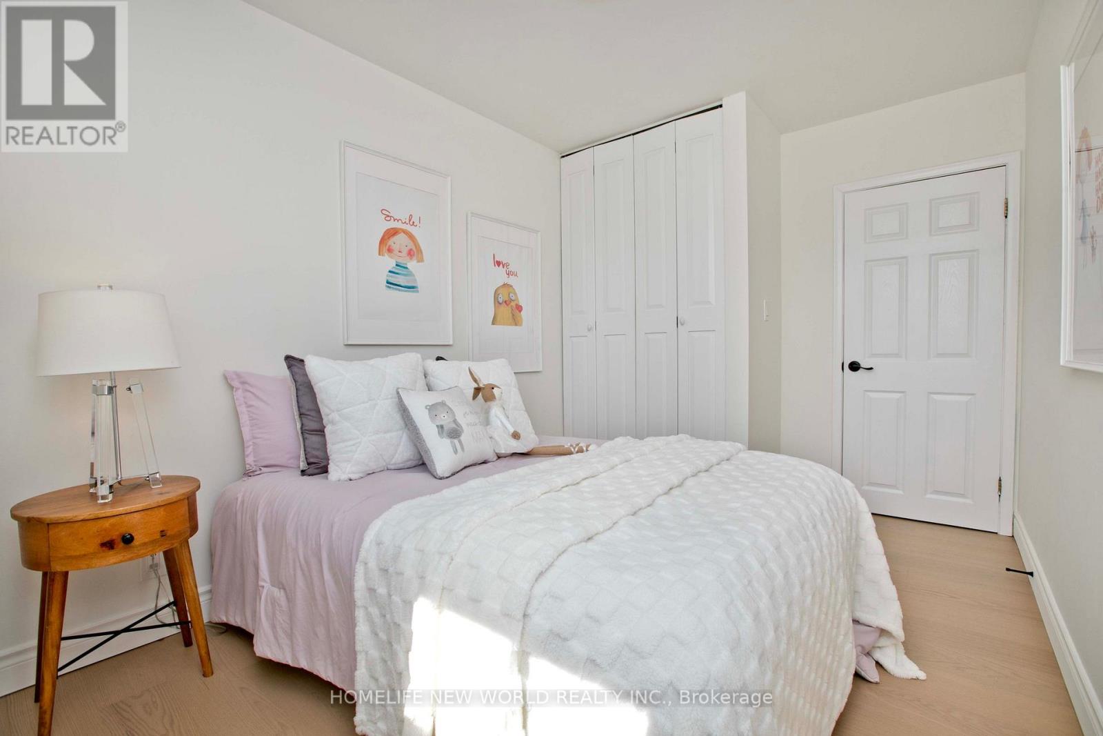 727 BALATON AVENUE - 19