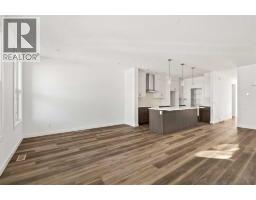 1133 Chinook Gate Bay SW - photo 4