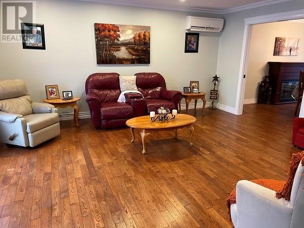 23 Westmount Road - 11