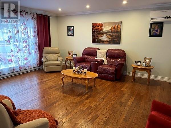 23 Westmount Road - 8