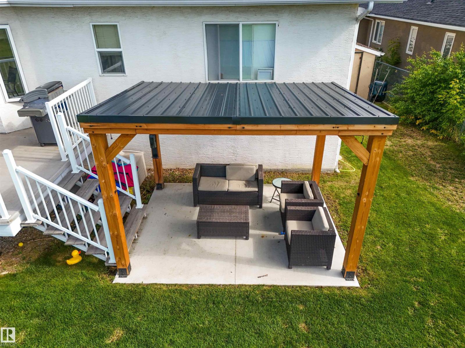 4117 46 AV — photo 8