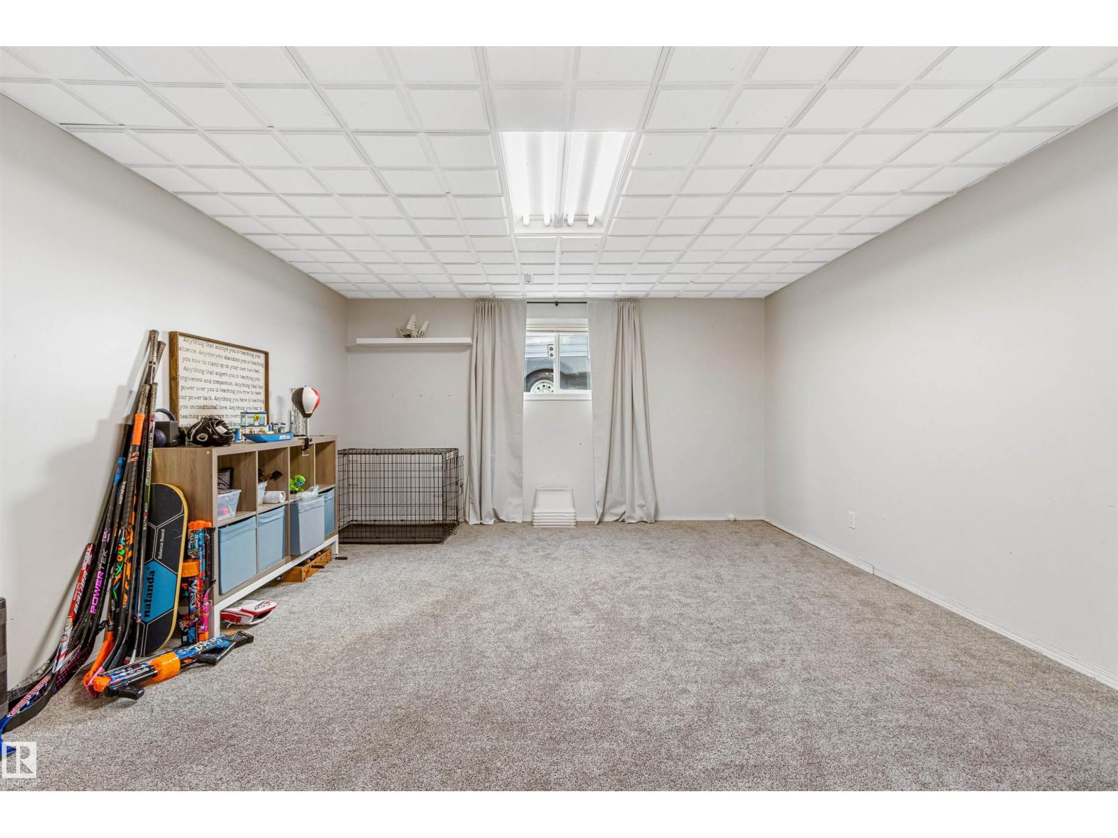 4117 46 AV — photo 35