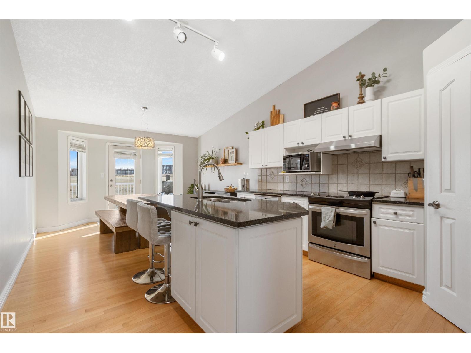 4117 46 AV — photo 20