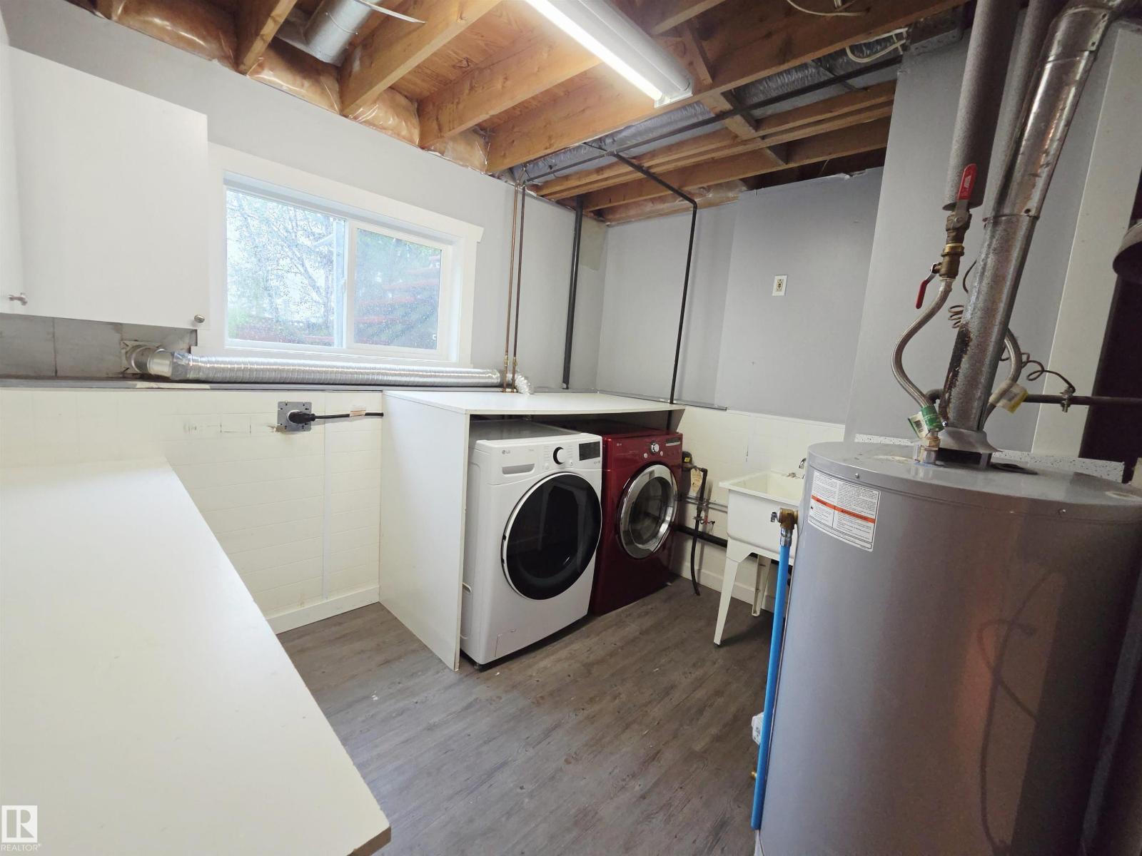 114 WESTBOURNE RD — photo 23