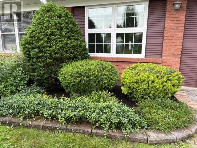 2166 BICKERTON AVENUE, Ottawa, ON - Image 3