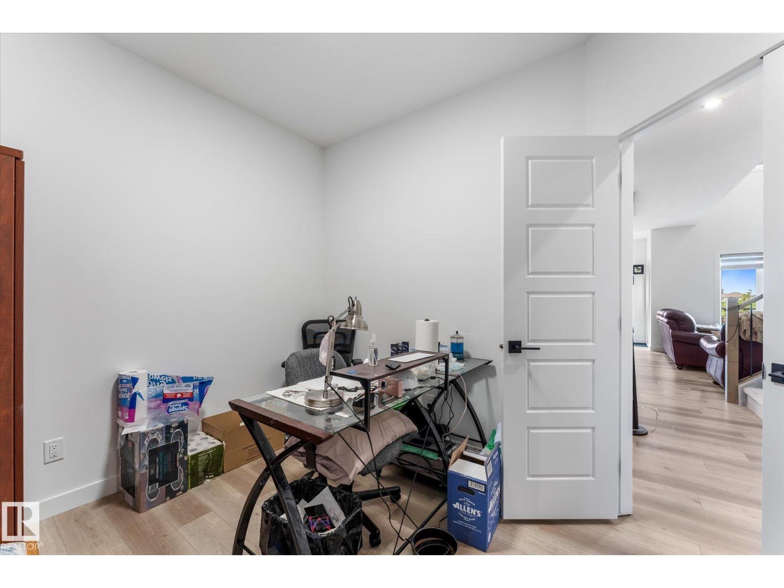 92 ELM ST - 17