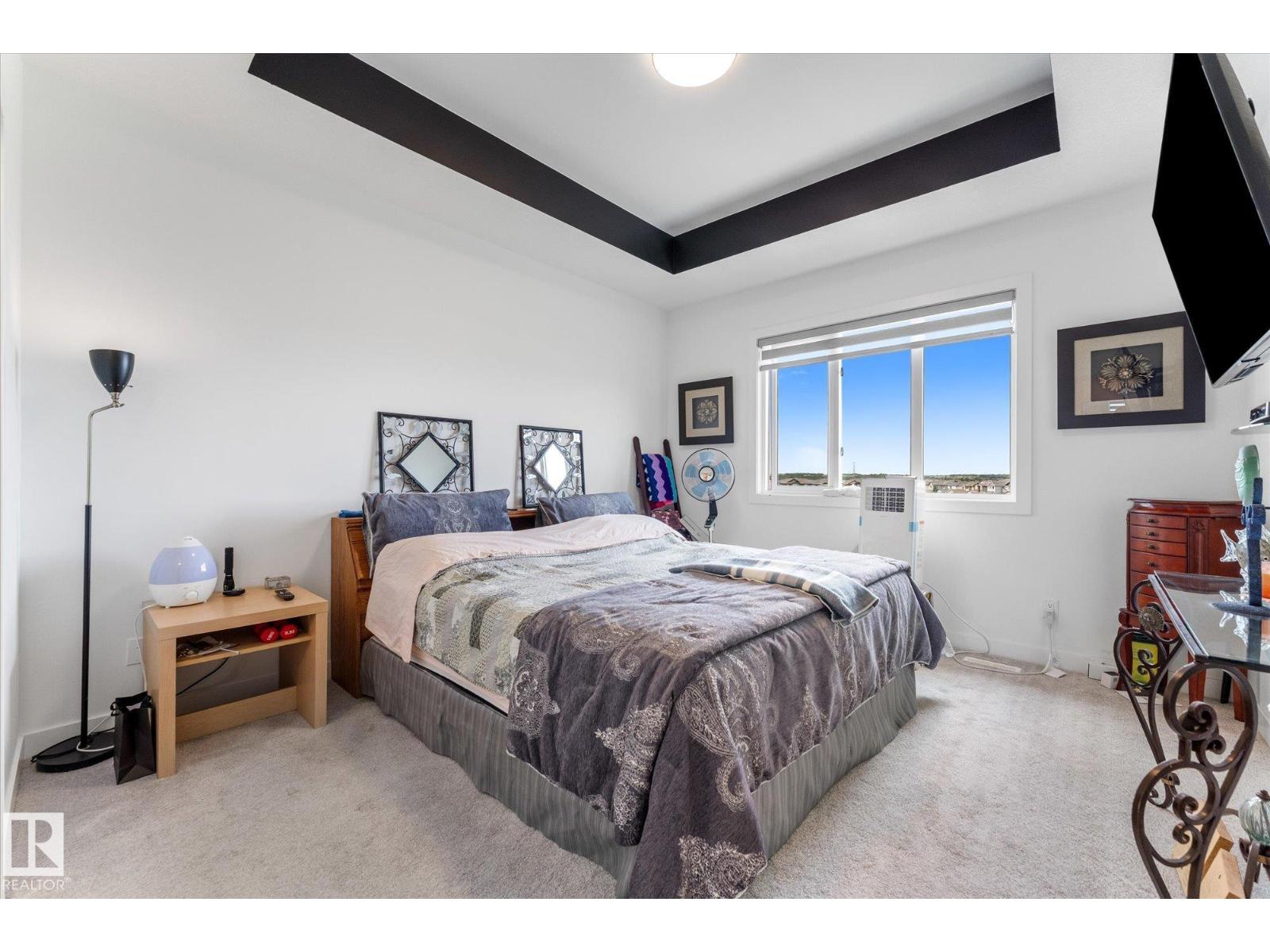 92 ELM ST - 21