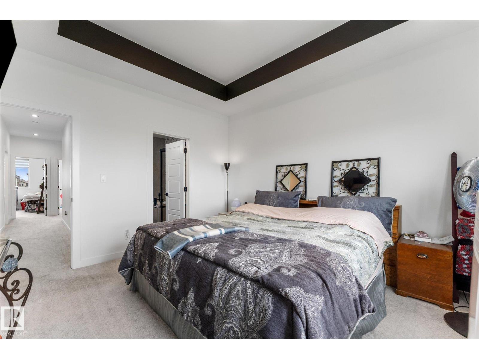 92 ELM ST - 23