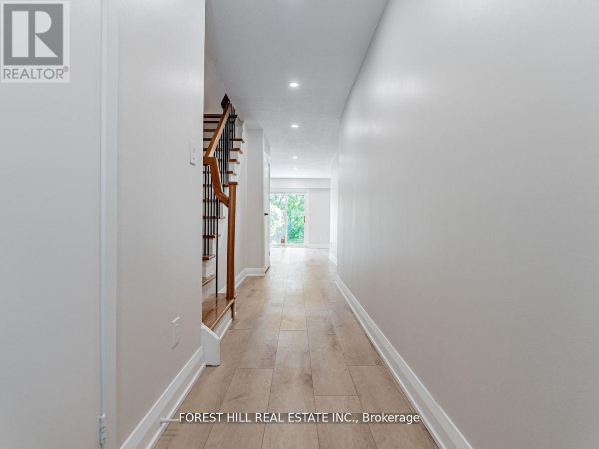 #37 2120 RATHBURN ROAD E - 10