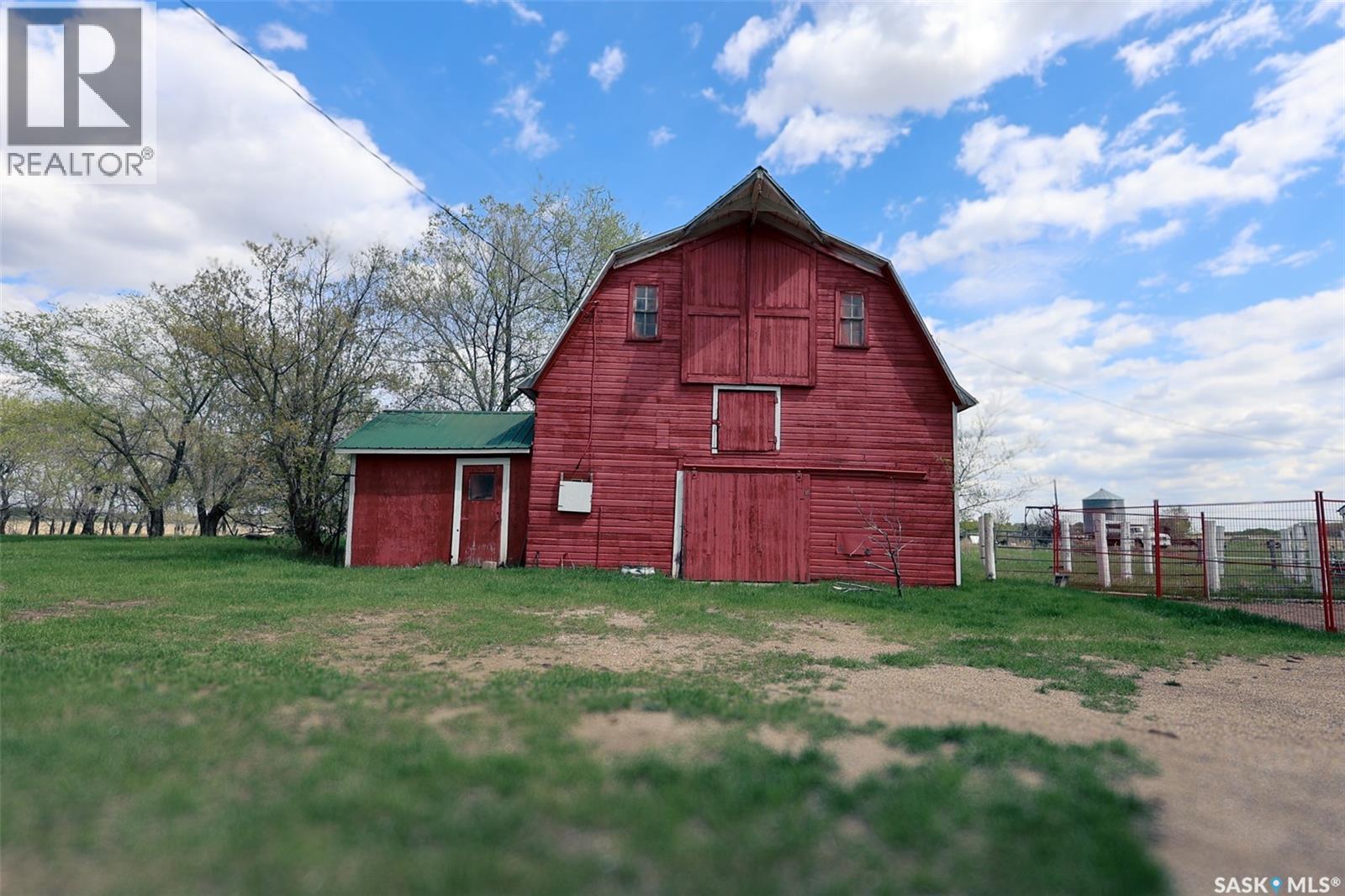 De Fehr Acres - 70