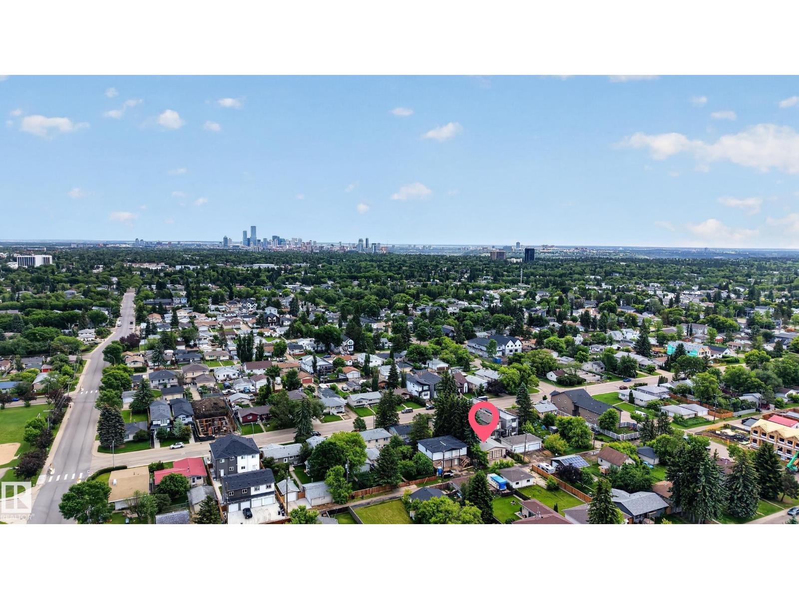 10924 154 ST NW - 14
