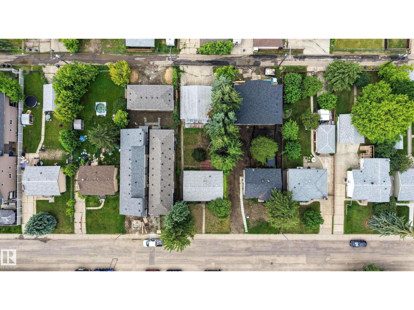 10924 154 ST NW - 5