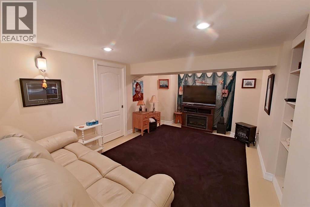 26 Jaspar Crescent — photo 29