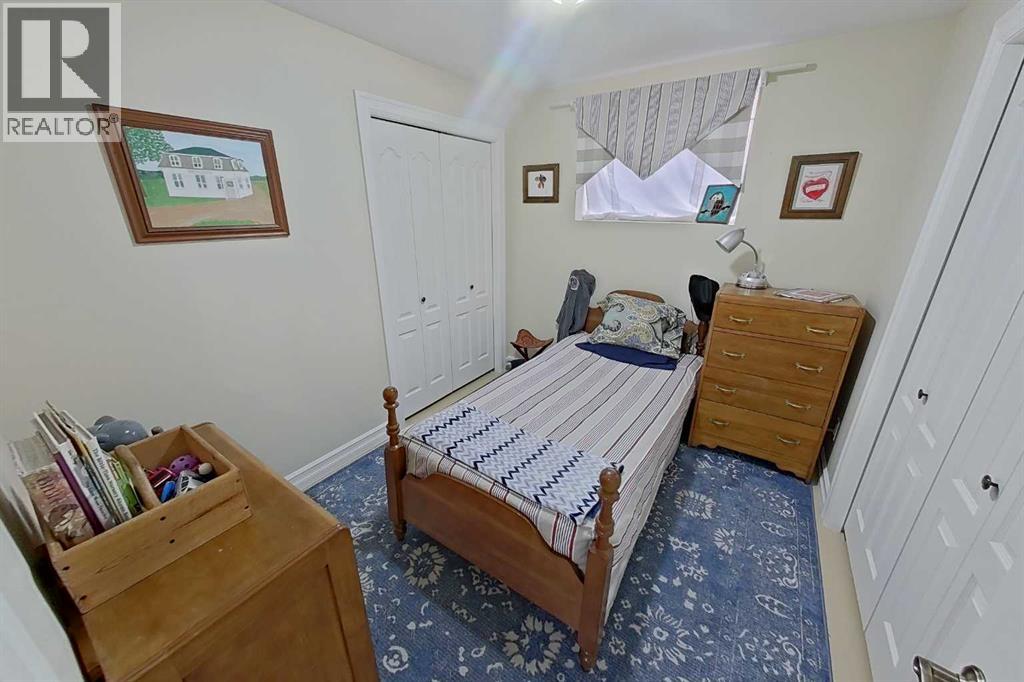 26 Jaspar Crescent — photo 31