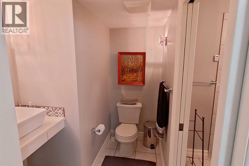 26 Jaspar Crescent — photo 32