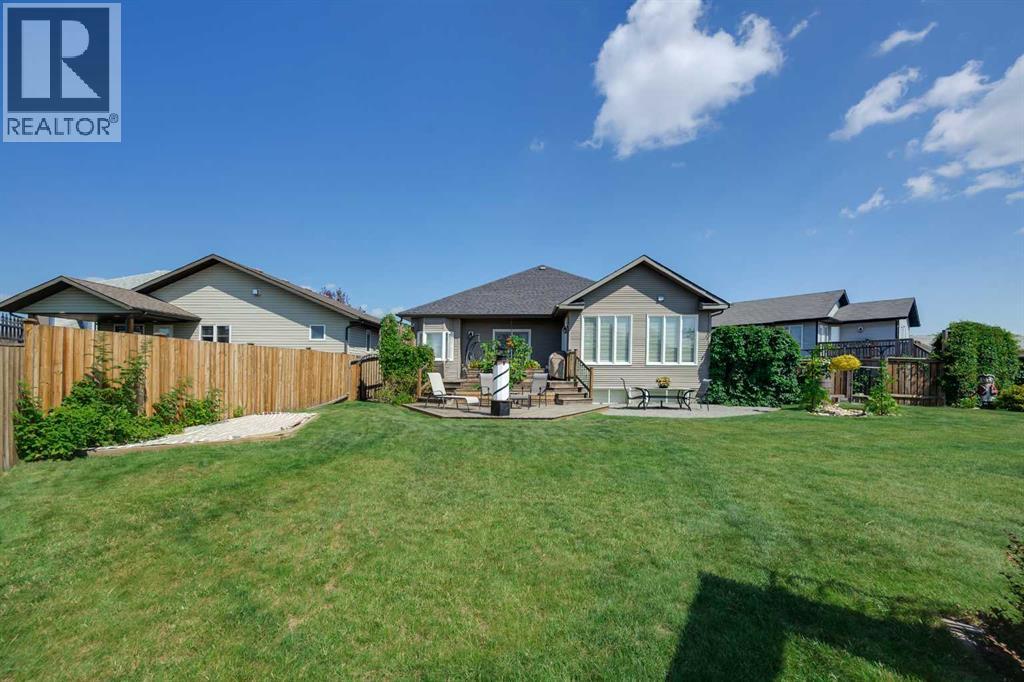 26 Jaspar Crescent — photo 40