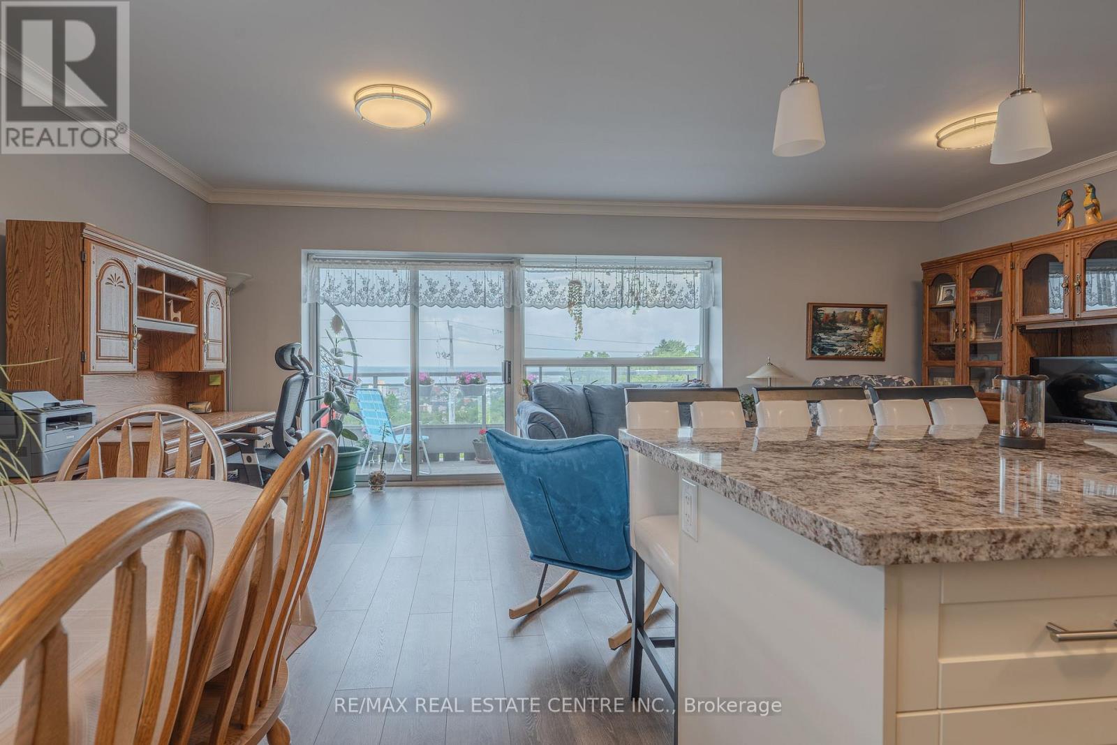#403 350 CONCESSION STREET - 13