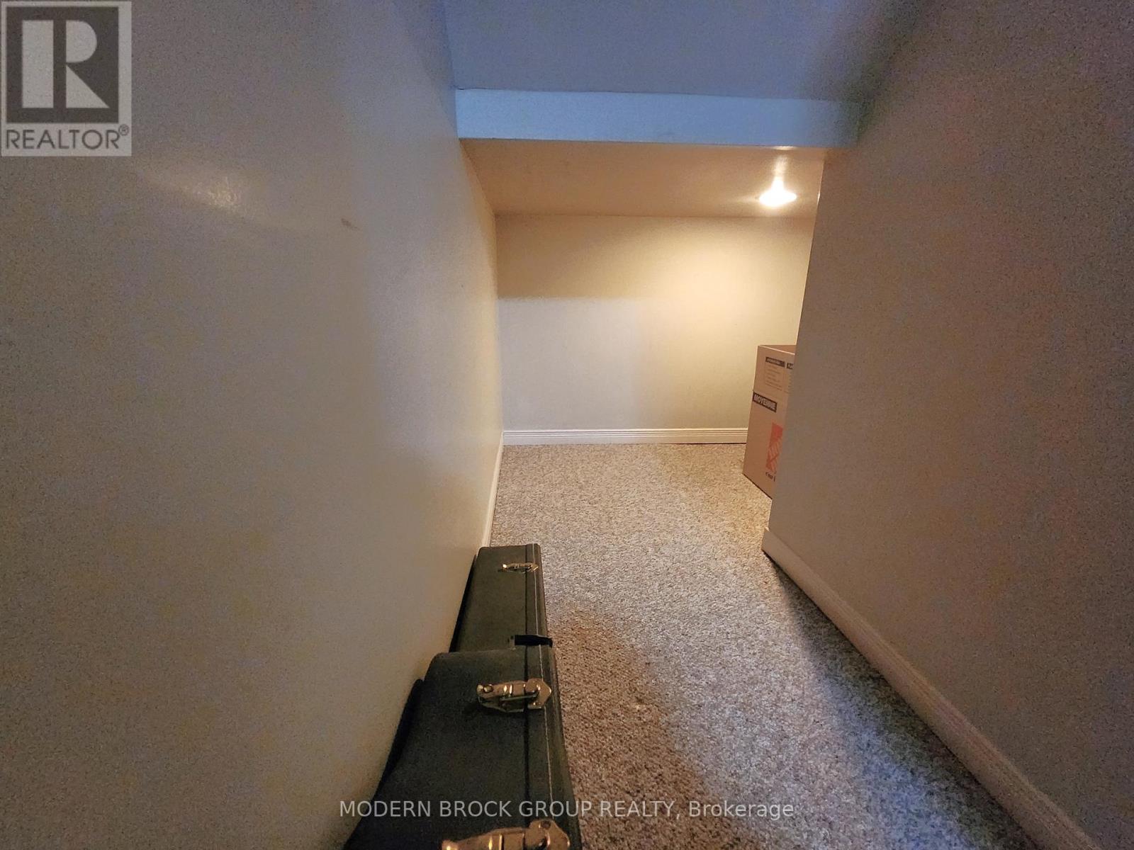382 PEARL STREET W - 43