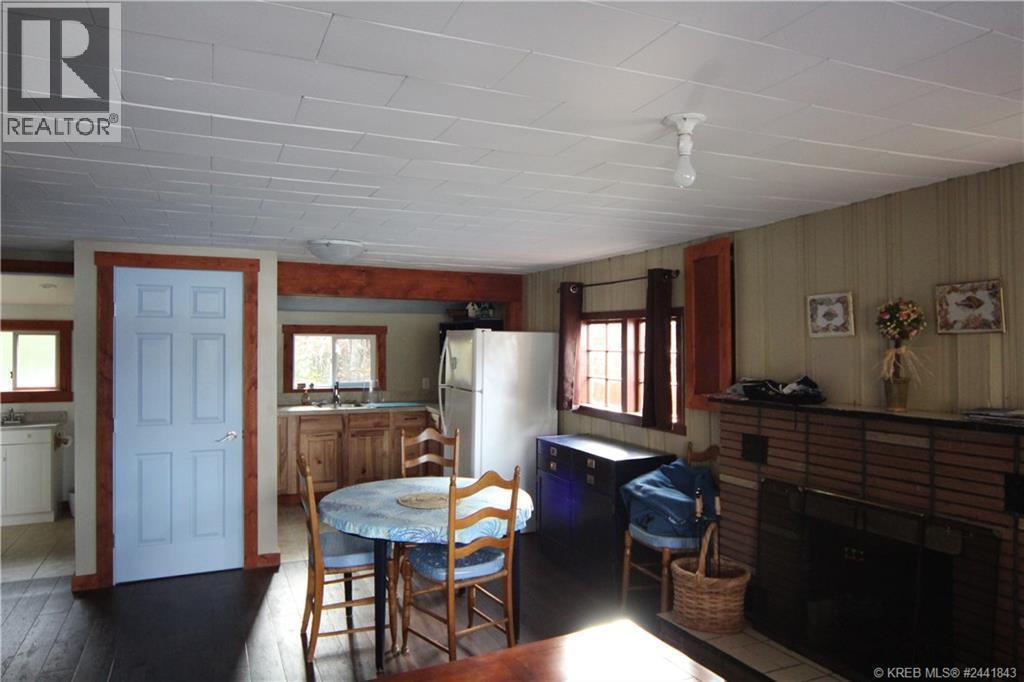 70 SANDNER Road, Christina Lake