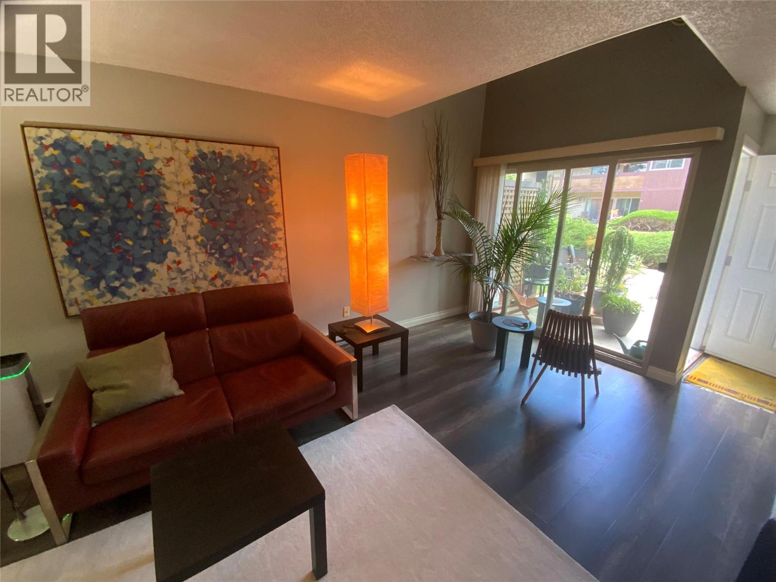 #216 3140 Wilson Street - 4