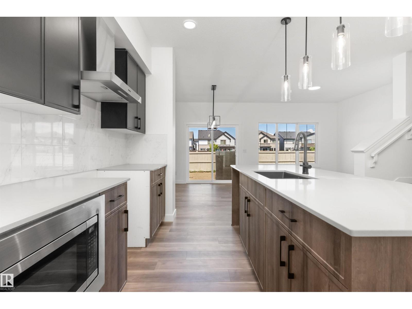 1056 Cristall CR SW - 17