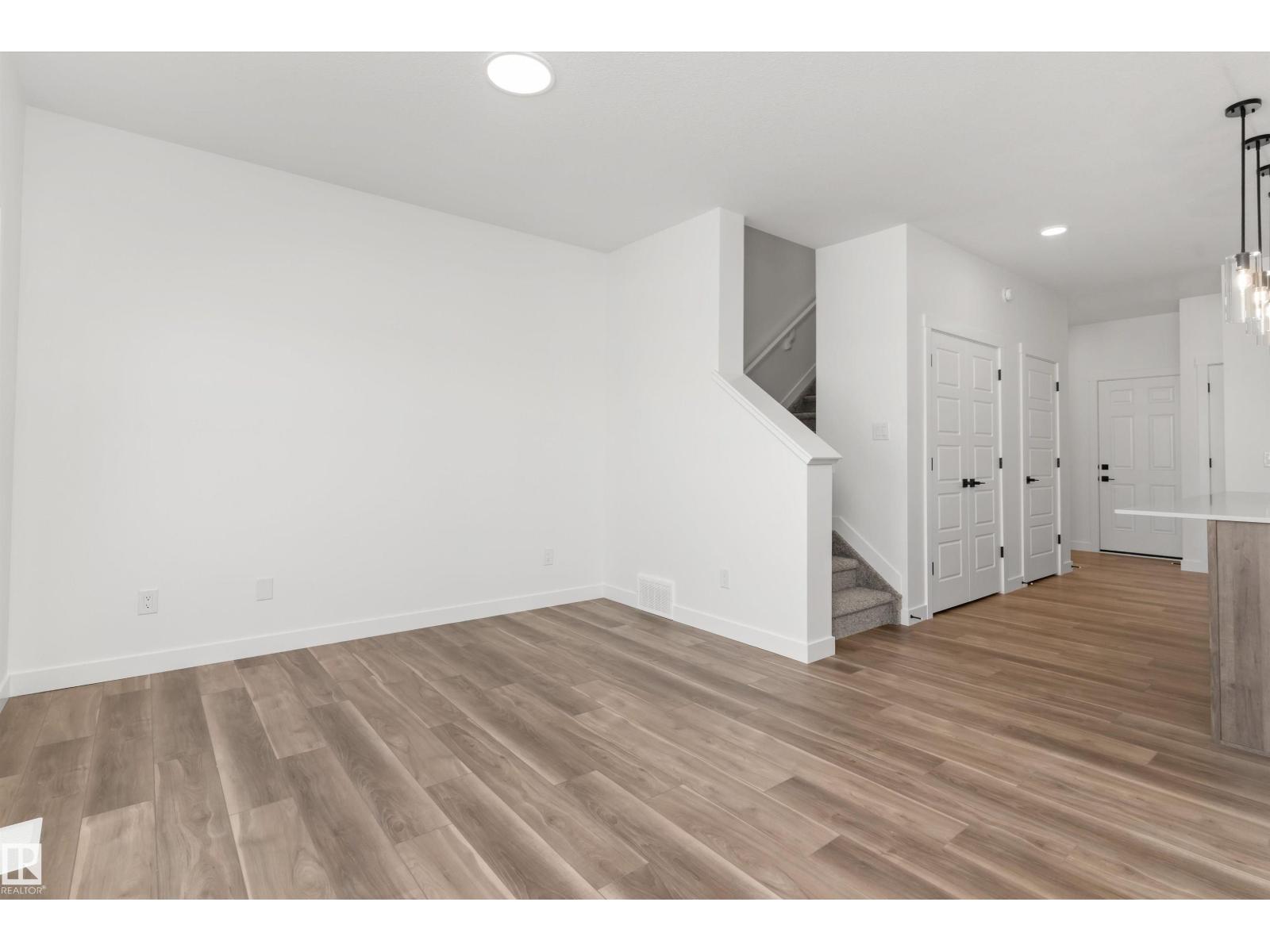 1056 Cristall CR SW - 8