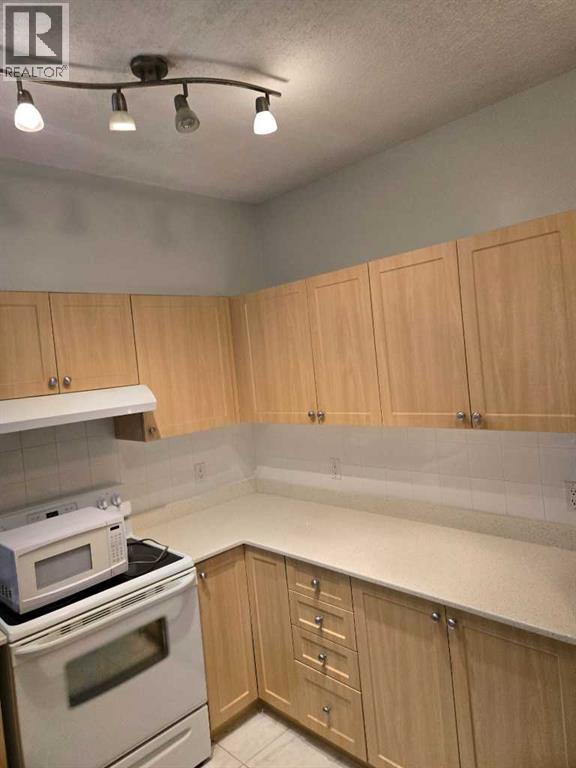 #1411 333 Taravista Drive NE - 10