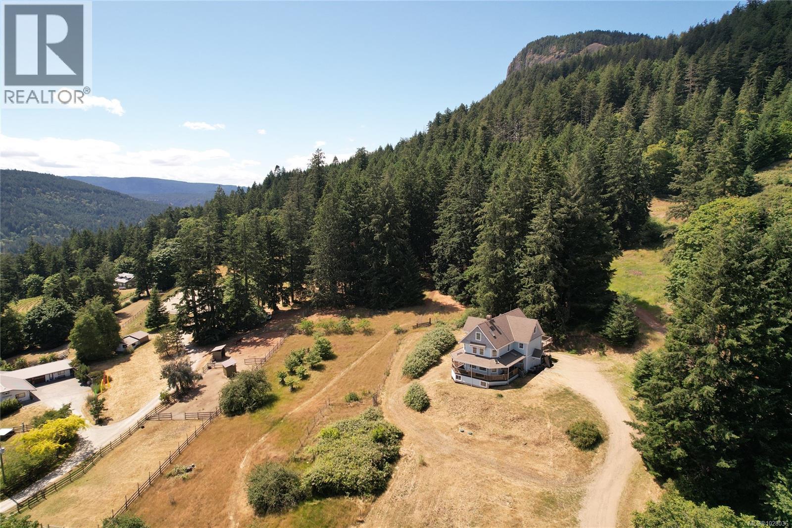 1832 Fulford-Ganges Rd - 4