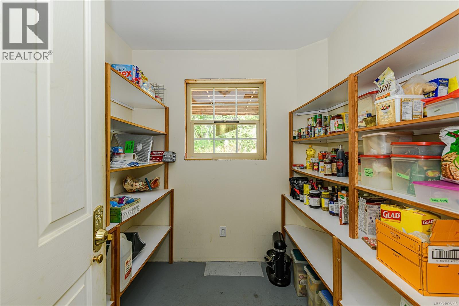 1832 Fulford-Ganges Rd - Image 18